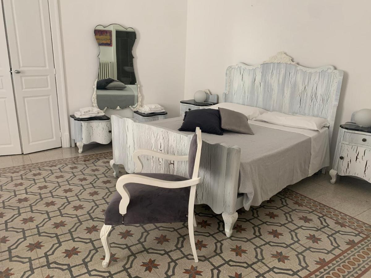 Bianko Ecochic & L'Angolo Di Levante Έννα Εξωτερικό φωτογραφία